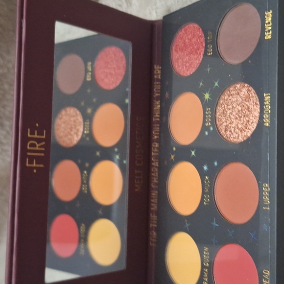 Melt Cosmetics Bad Side Zodiac Fire Palette - Picture 4 of 5